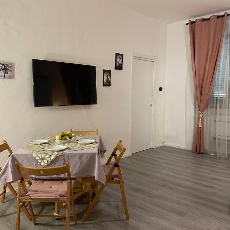 Ferienwohnung Casa Julka Livorno Exterior foto